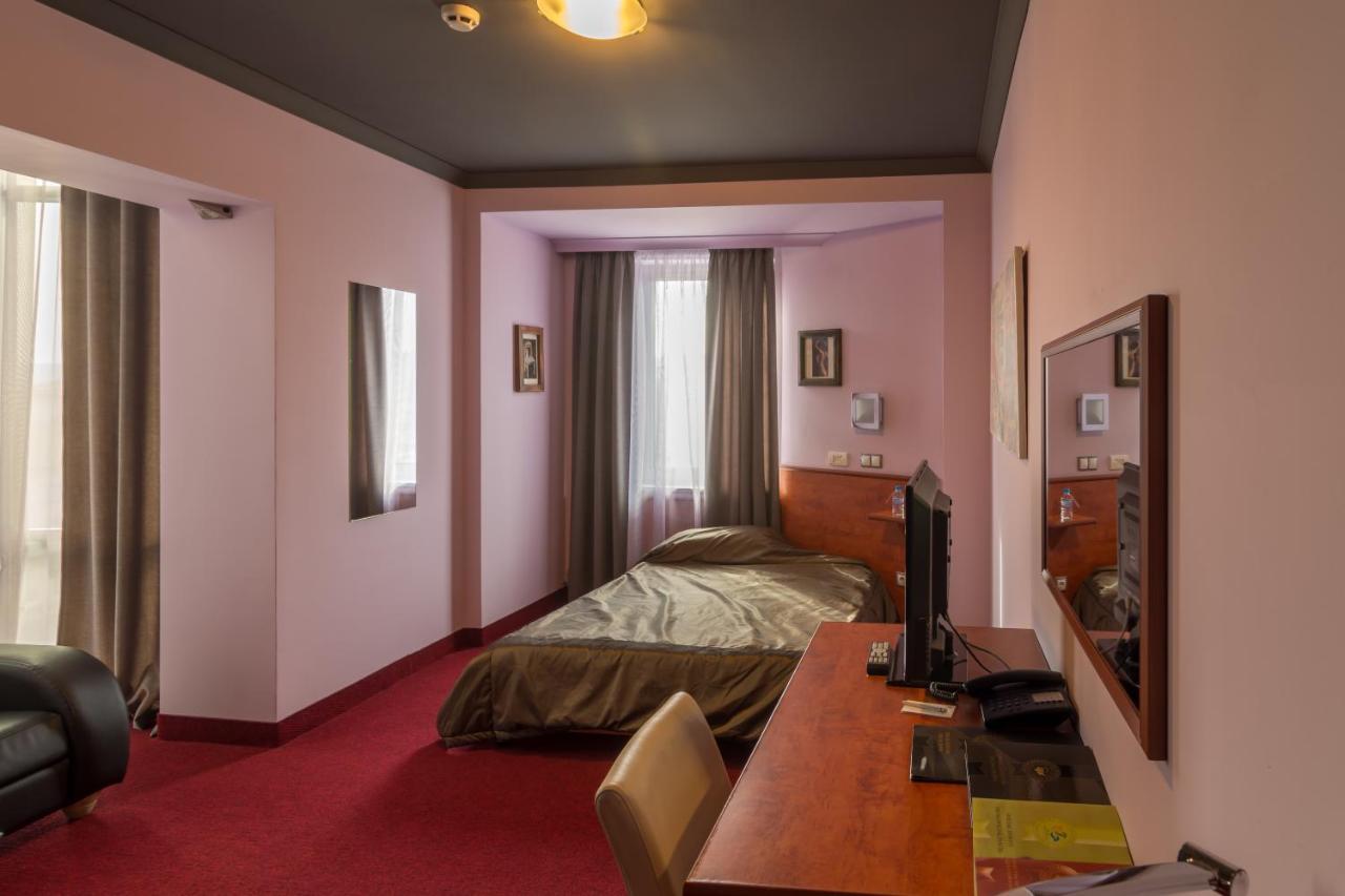 Diplomat Plaza Hotel & Resort Луковіт Екстер'єр фото
